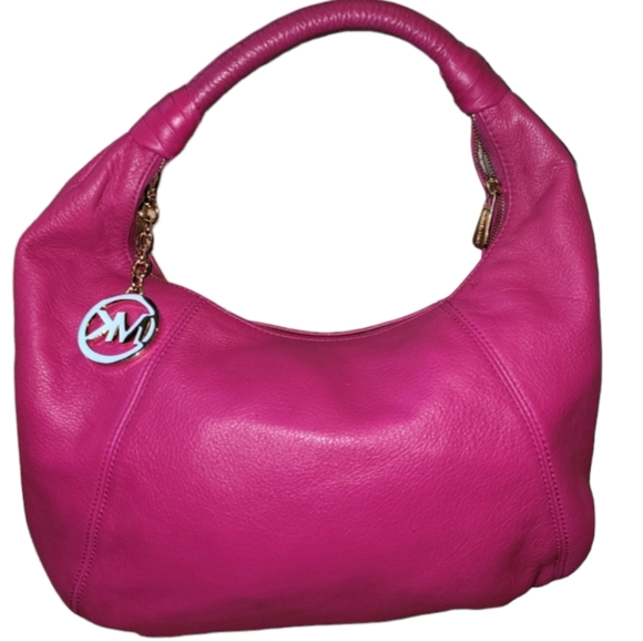 Michael Kors Handbags - Euc Michael kors pink leather hobo bag